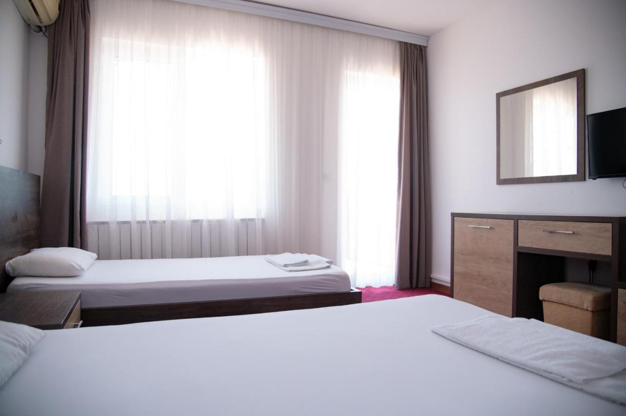 Hotel Istatov Nov Dojran Eksteriør bilde