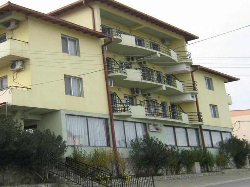 Hotel Istatov Nov Dojran Eksteriør bilde